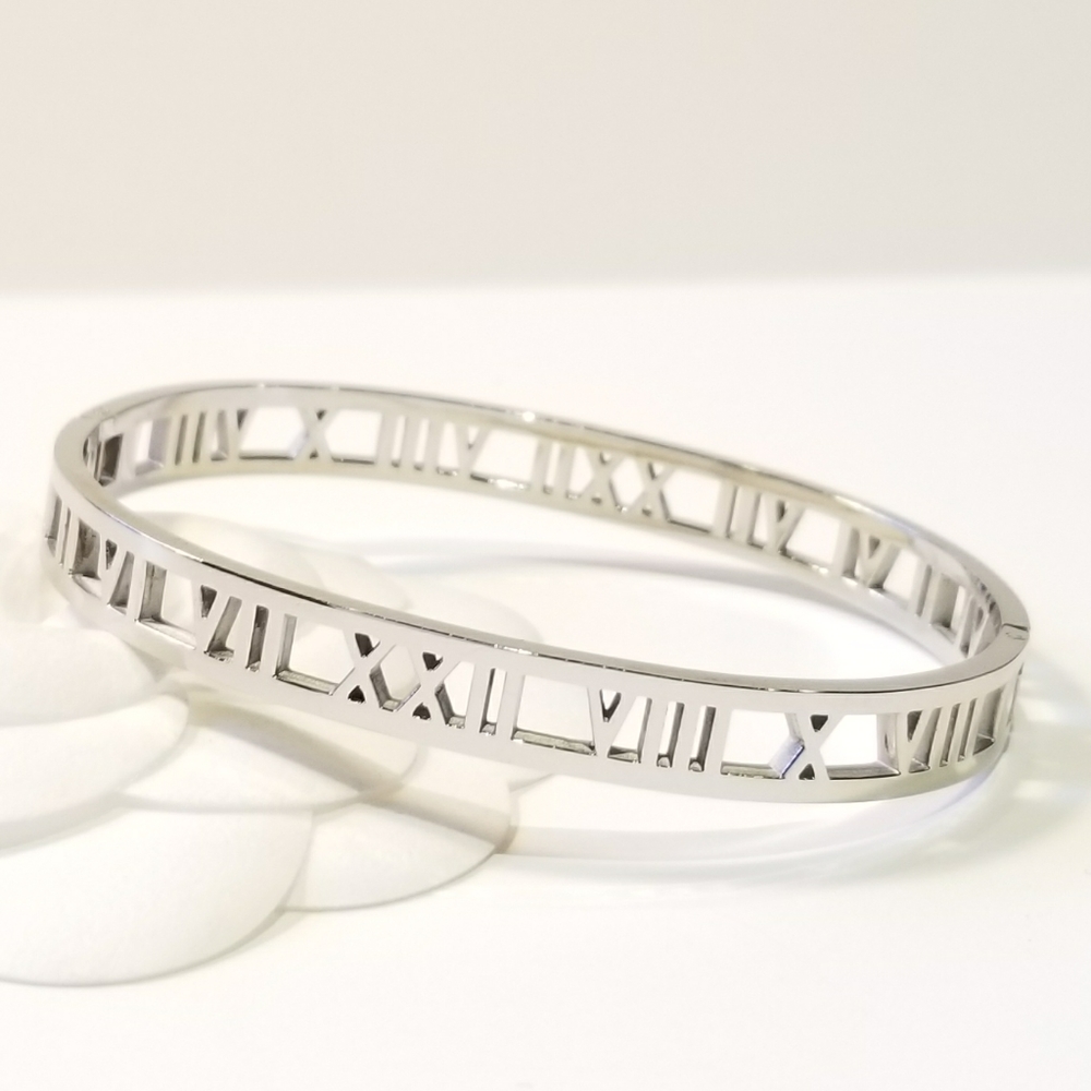 Trendy Stainless Steel Bangle Cuff Bracelet NEW - Picture 1 of 7